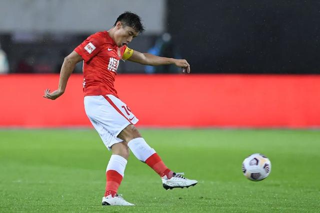 迈阿密国际希望免签德布劳内 丁丁家人向往去美国